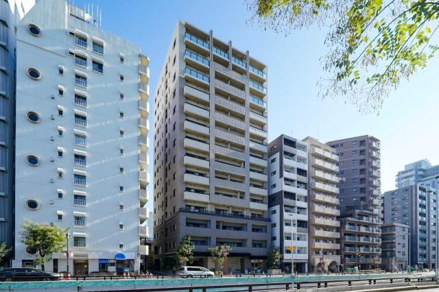 外観：写真中央