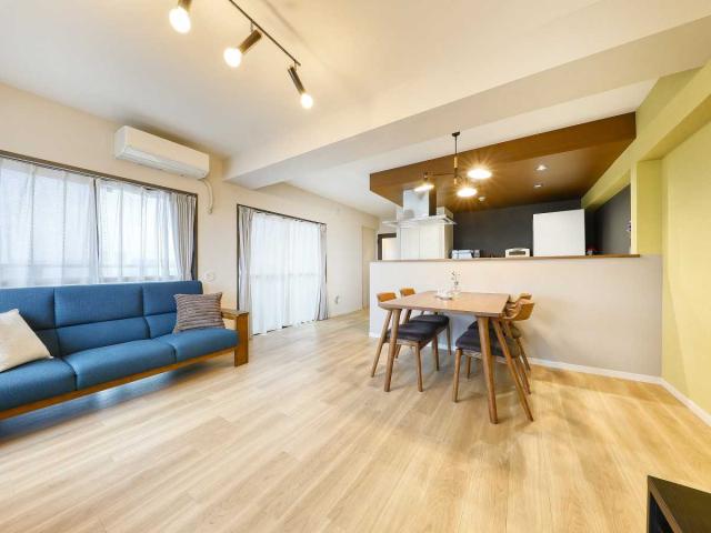 リビング・ダイニング（撮影年月：2025年10月）