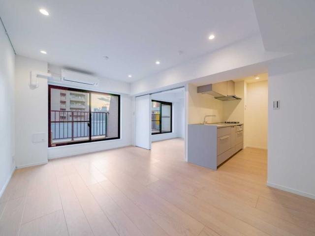 LDK、奥約4.4帖の洋室(撮影年月：2026年03月)