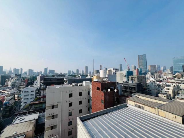 眺望：バルコニーから（北側）（撮影年月：2025年07月）