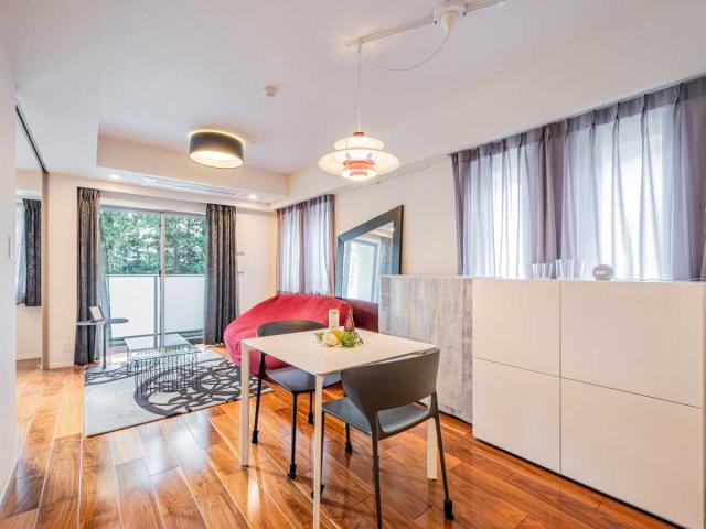 リビング・ダイニング：・家具・調度品は販売価格に含まれておりません(撮影年月：2025年12月)