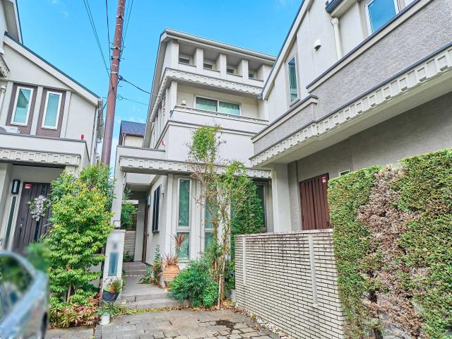 外観：対象地右奥(撮影年月：2025年12月)