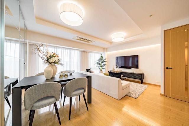 リビング・ダイニング：・家具・調度品等は販売価格に含まれておりません