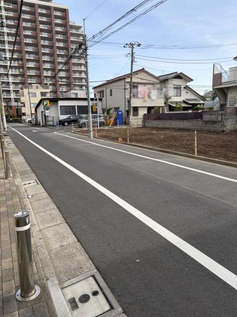 現地(奥側)・前面道路：全2区画