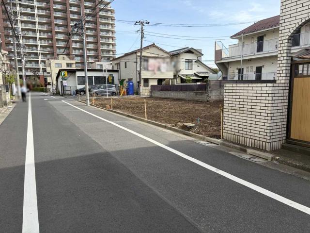 現地(手前側)・前面道路：全2区画