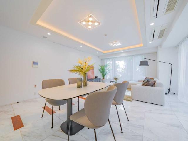 リビング・ダイニング：・家具調度品等は販売価格に含まれておりません