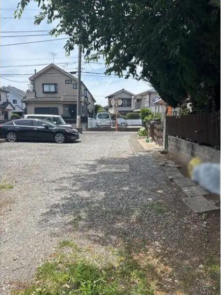 前面道路含む外観