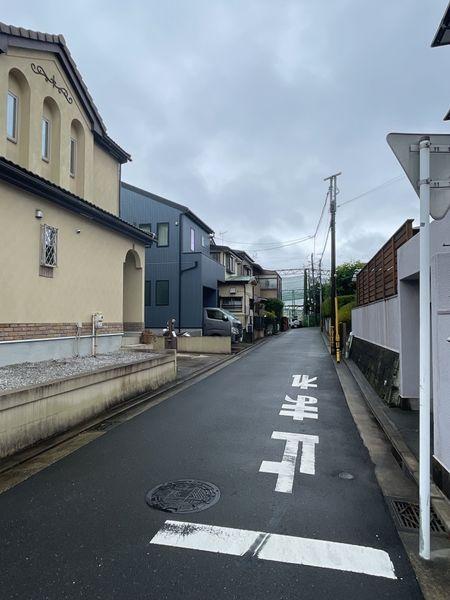 前面道路含む外観