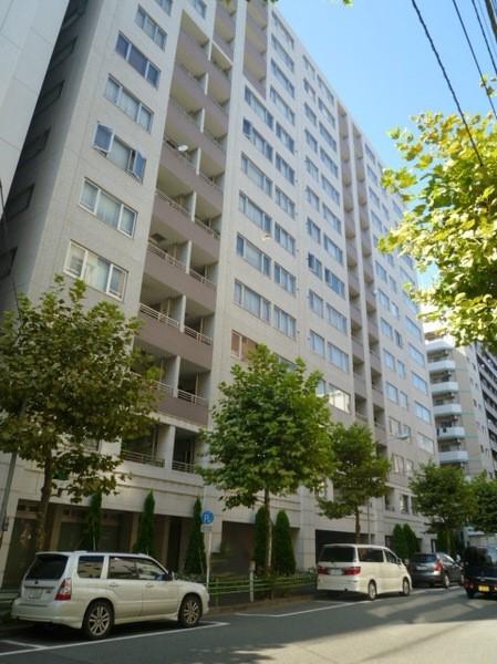 鉄筋コンクリート造地上14階建て・総戸数198戸