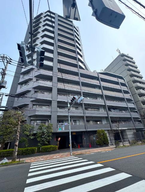 鉄筋コンクリート造地上15階建て・総戸数68戸