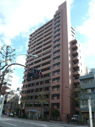 鉄骨鉄筋コンクリート造地下1階付地上17階建て・総戸数74戸