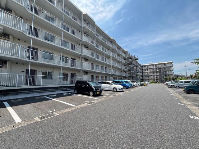 第弐春日部サンハイツ 駐車場