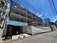 鉄筋コンクリート造地上7階建て・総戸数57戸