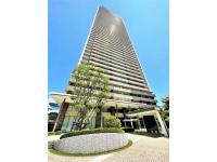 鉄筋コンクリート造地下2階付地上52階建て・総戸数600戸