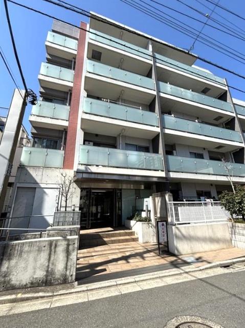 鉄筋コンクリート造地下1階付地上5階建て・総戸数26戸