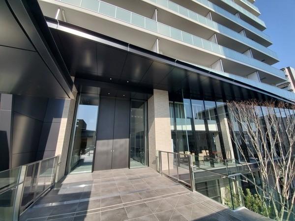 約５Ｍの高さのグランドエントランス