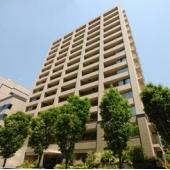 鉄筋コンクリート造地下2階付地上15階建て・総戸数69戸