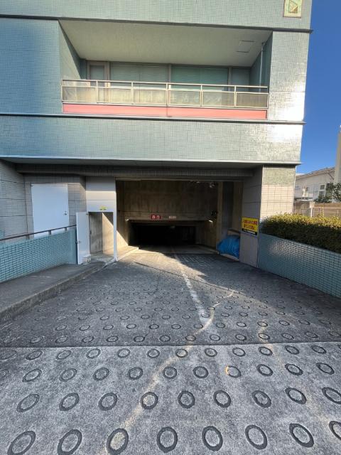 シンフォニア高崎城址（1104） 駐車場