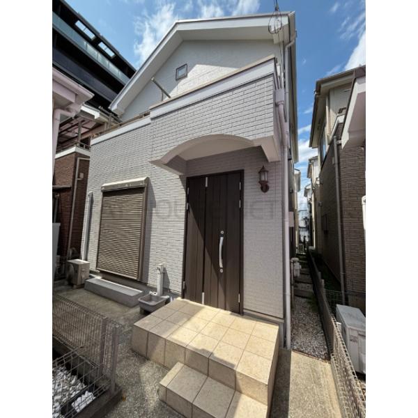 ２０１０年１０月築・３ＳＬＤＫ・２階建・車庫、屋根裏収納付き◎外壁・屋根・バルコニー塗装工事実施済み◎