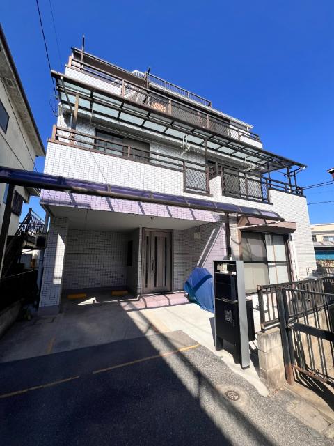 3階建て　日当たり良好