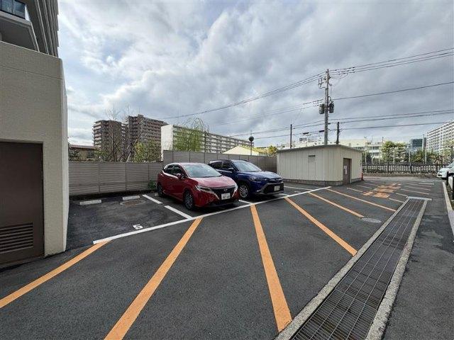 マンハイム西大島 駐車場