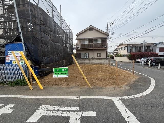南東角地のため日当たりの良い土地です。