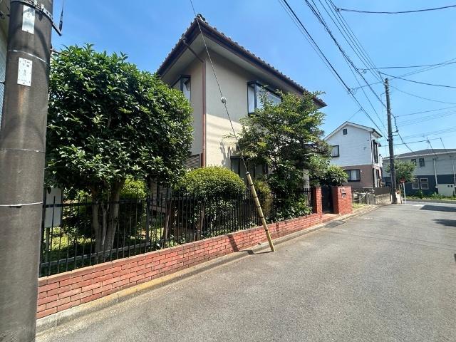 古屋あり