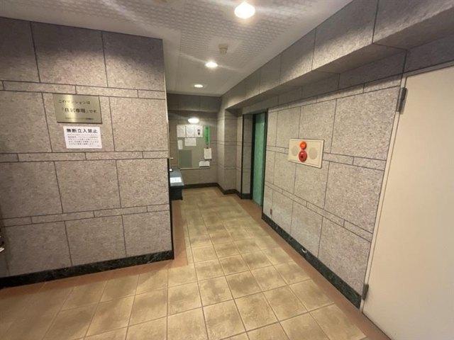 エントランスロビー