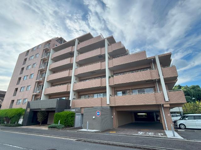 ８階建て７６世帯