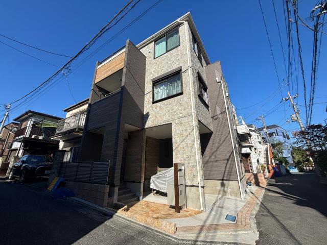 南西角地　２０２３年築