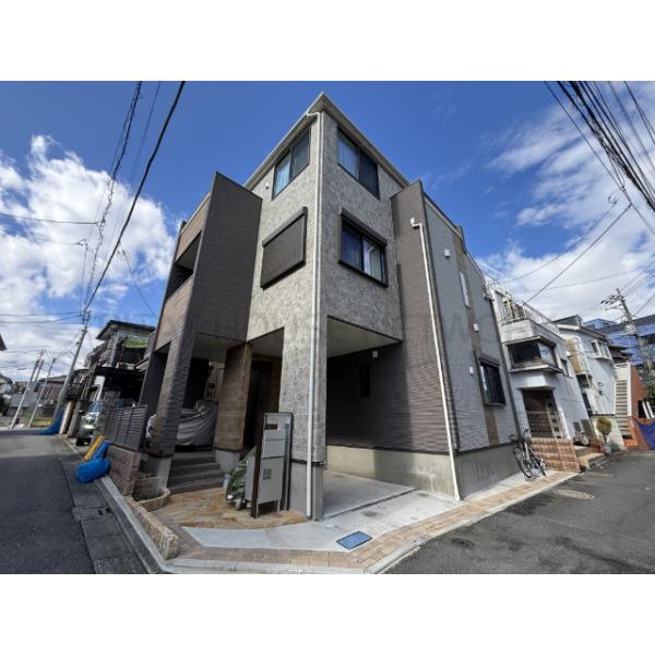 南西角地　２０２３年築