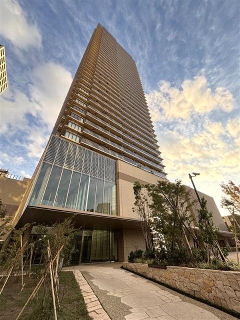 免震構造タワーレジデンス　地上40階建て