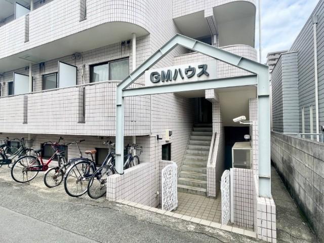 GMハウス エントランス