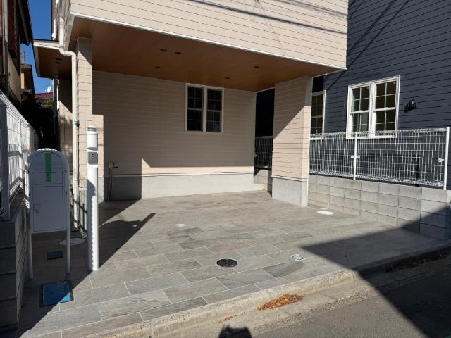 カースペース２台分あり