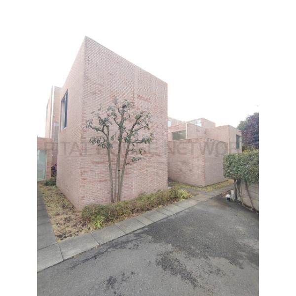 ガーデンコート成城　ＵＮＩＴＥＤ　ＣＵＢＥＳ