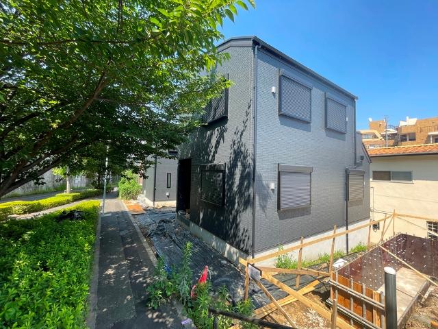 掲載写真は同一敷地内の別棟の写真です