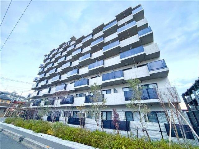 ＧＥＮＯＶＩＡ川口元郷 外観
