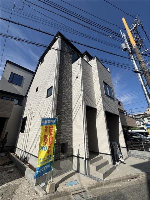 足立区青井１０期　２号棟 外観