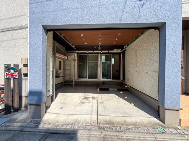 春江町三丁目中古戸建て 駐車場