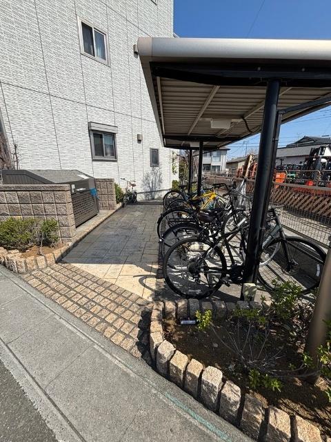 エーラ エントランス