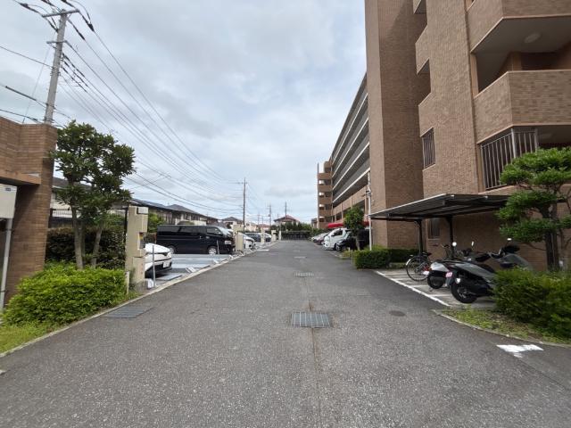 オーベル柏の葉ヒルズ壱番館（408） 駐車場