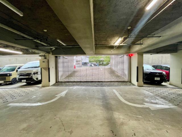 リノア新松戸２号棟 駐車場