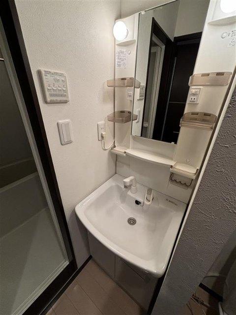 船橋市宮本一丁目売マンション 洗面