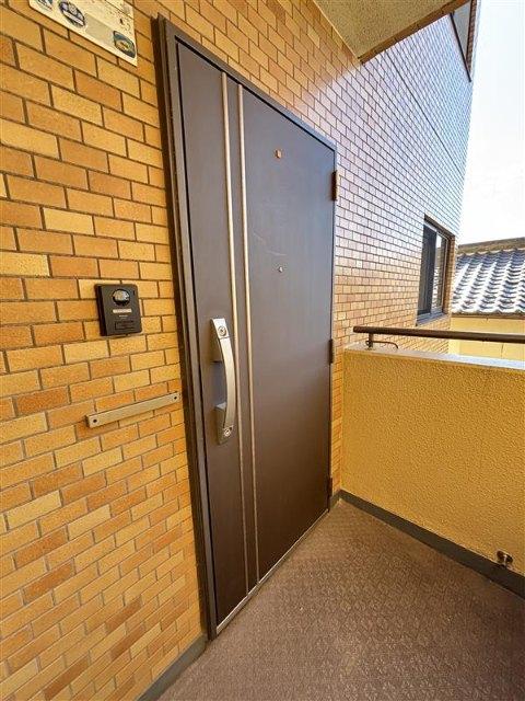 ライオンズマンション市川行徳 玄関