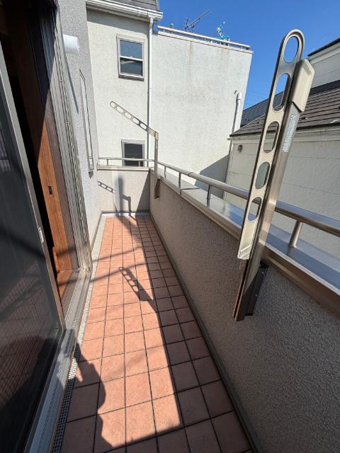 春江町三丁目中古戸建て バルコニー