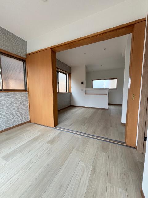 葛飾区奥戸九丁目　戸建 リビング