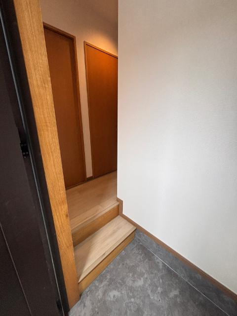 葛飾区奥戸九丁目　戸建 玄関