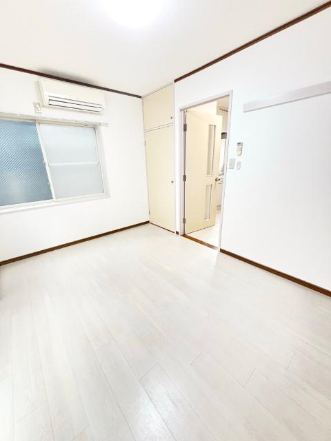 川崎市中原区小杉御殿町アパート リビング