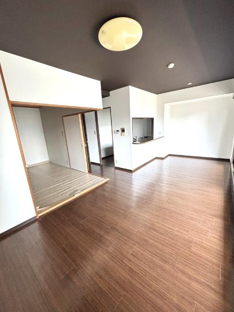 ファミール錦町 リビング