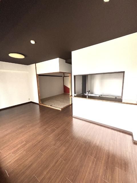 ファミール錦町 リビング